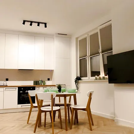 Przy Dworcu Old Town Appartement *