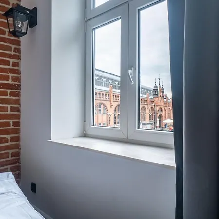 Przy Dworcu Old Town 格但斯克