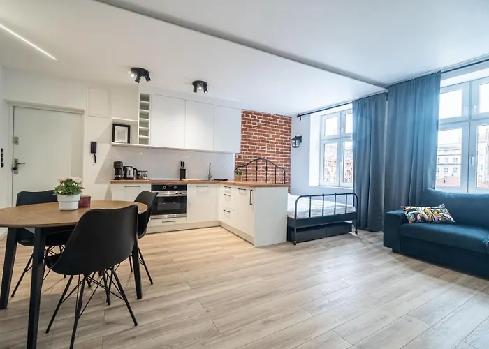 Przy Dworcu Old Town