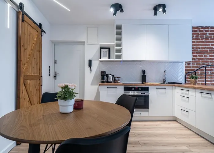 Przy Dworcu Old Town Апартаменты Гданьск